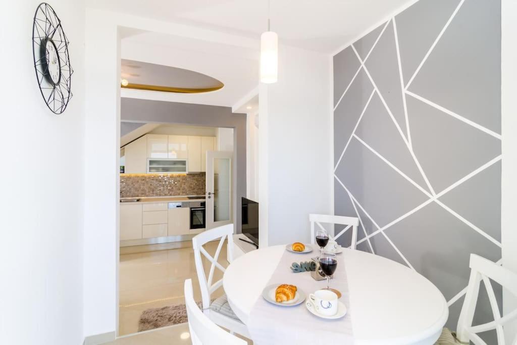 Sea View Apartment 10 Minutes Walk From Old City Dubrownik Zewnętrze zdjęcie